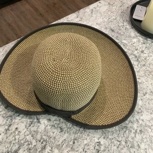NINE WEST Woven Nylon Straw Hat w wide brim